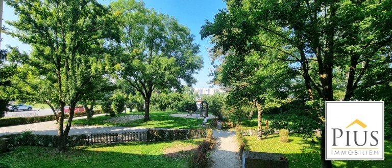 Aussicht Nordseite_ K�nigsbrunn Etagenwohnung Selbstbezug oder Kapitalanlage? Ruhig und bezugsfrei mit S�dbalkon, inkl. K�che und Tiefgaragen-Box!
