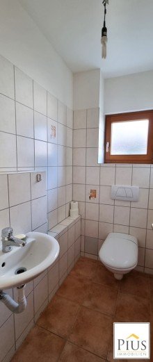 G�ste-WC Familie gesucht! Bezugsfreies EFH in ruhiger Lage in Bobingen-Siedlung