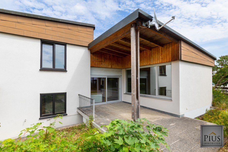 Ansicht Terrasse Einfamilienhaus K�nigsbrunn