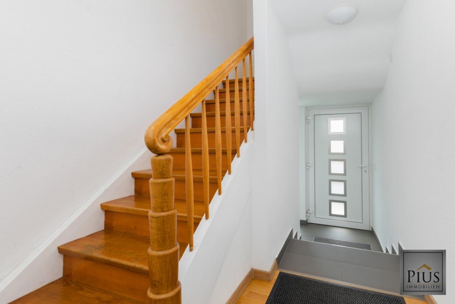 Hauseingang Zweifamilienhaus Augsburg