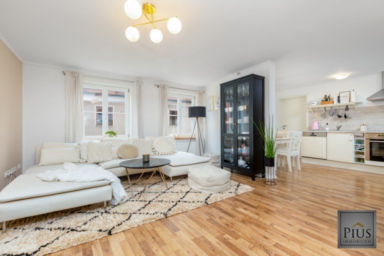 Wohnzimmer Landsberg am Lech Etagenwohnung Geh-Heim-Tipp in der Landsberger Altstadt! Wohnen mit Flair und stressfreies Parken in der Garage