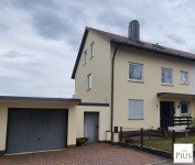 Hauptbild Ihr Projekt 2025? Bezugsfreie DHH, ruhige Lage, Bj. 1976, Garage. Ideal f�r �rmelhochkrempler!