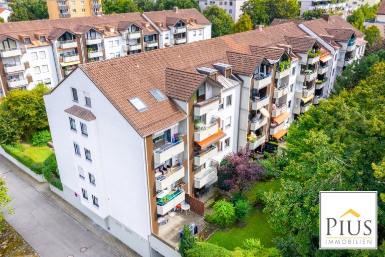 Au�enansicht 2 Augsburg / G�ggingen Dachgeschosswohnung Starke Einziehungskraft! Bezugsfreie 3-Zi-Whg. mit Lift und Loggia, inkl. Einzelgarage in TOP-Lage