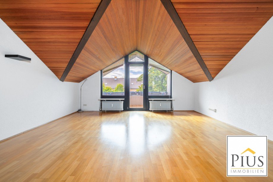 Wohnzimmer Dachgeschosswohnung Augsburg / G�ggingen
