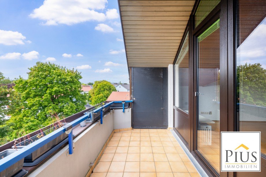 Westloggia Dachgeschosswohnung Augsburg / G�ggingen