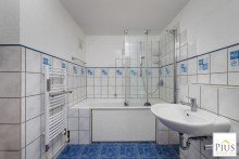 Badezimmer VERKAUFT! Selbstbezug oder Kapitalanlage? Ruhig, bezugsfrei mit S�dbalkon, inkl. K�che u. Tiefgaragen-Box!