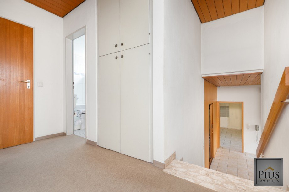 Obere Wohnebene Einfamilienhaus K�nigsbrunn