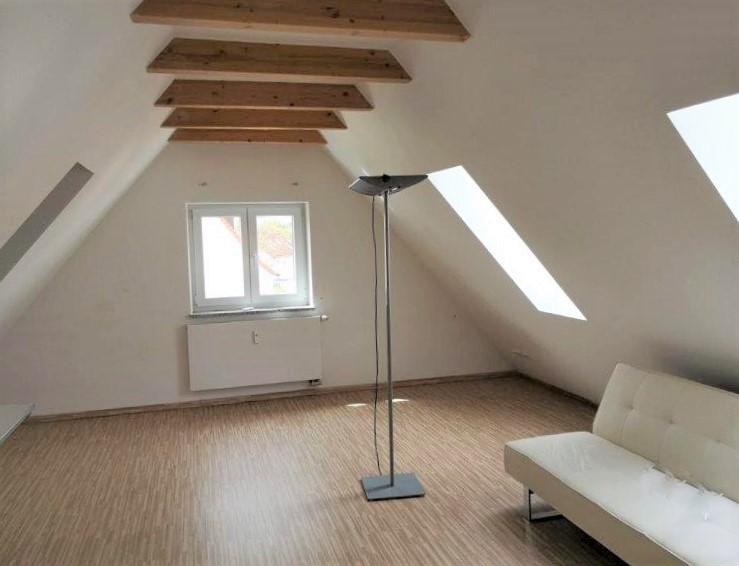 Zimmer DG Zweifamilienhaus Augsburg