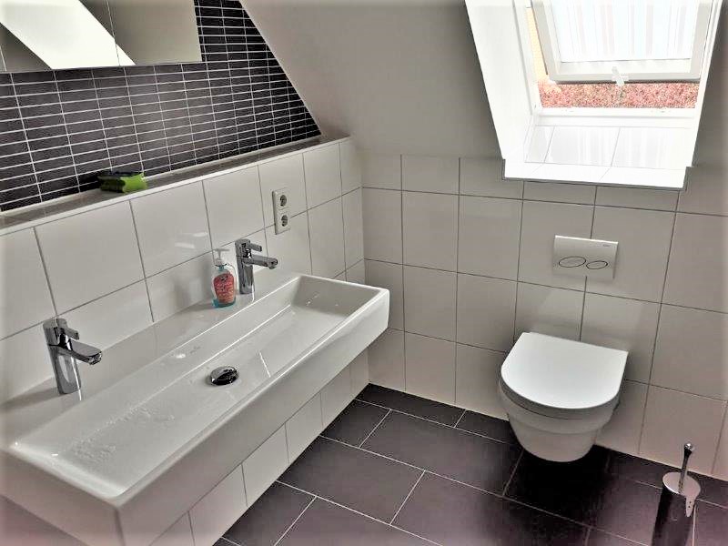Badezimmer OG Zweifamilienhaus Augsburg