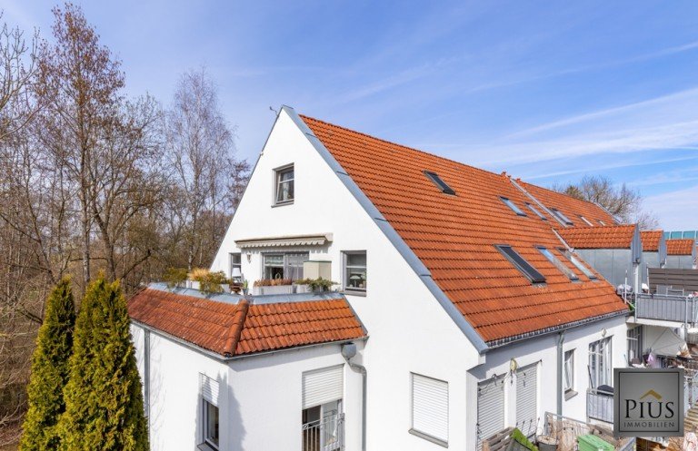Hausansicht Bobingen Dachgeschosswohnung *KAPITALANLAGE TOP-Lage*Hier werfen Sie Ihr Geld zum Fenster rein! Gepflegte Maisonettewhg., Dachterrasse, TG