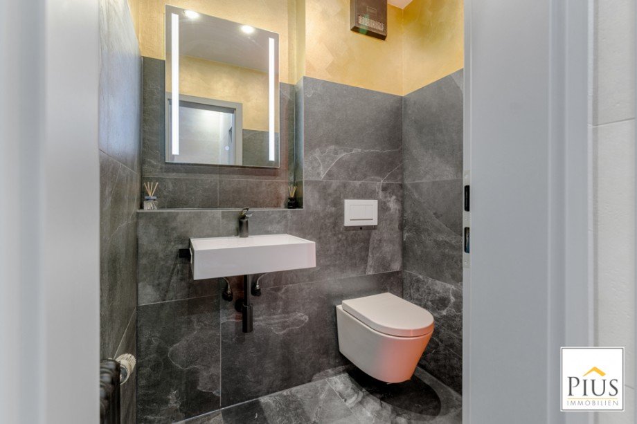 G�ste-WC Etagenwohnung K�nigsbrunn