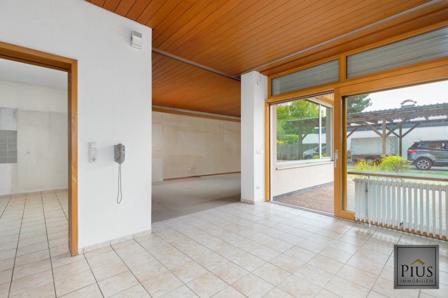 Wohn-Essbereich Einfamilienhaus K�nigsbrunn